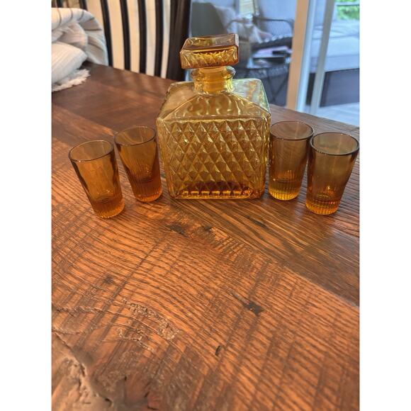 1965 Amber Whisky Decanter & 4 Shot Glasses MCM Indiana - Picture 6 of 9